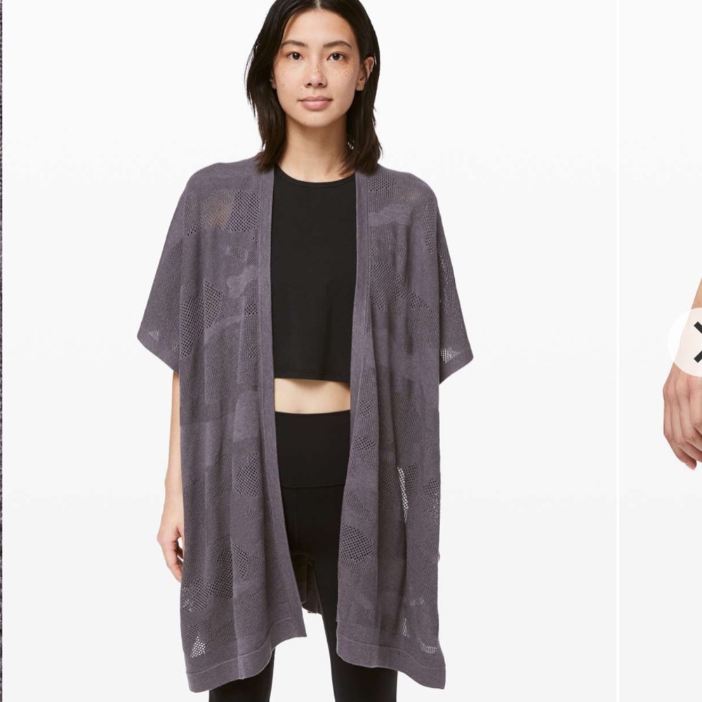 Lululemon Find Your Light Wrap in Heathered Moonwalk Gray GUC